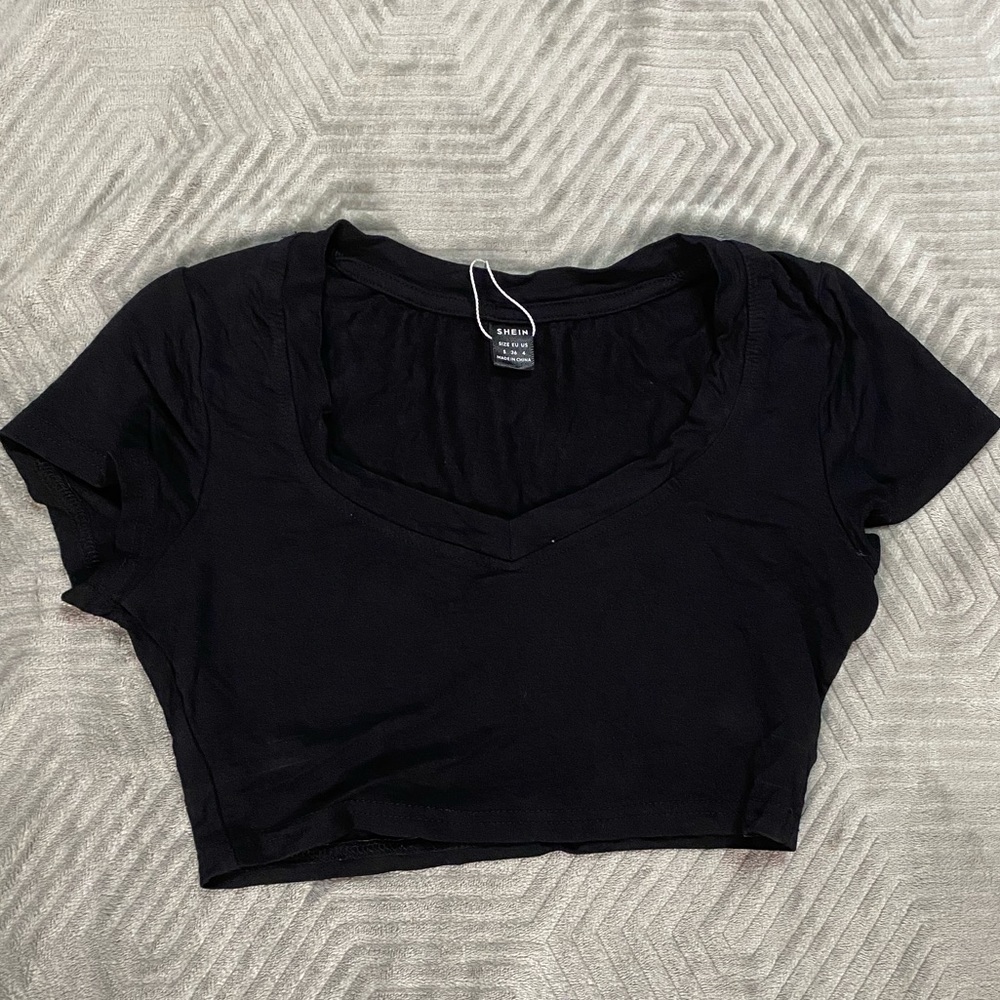 Black crop top